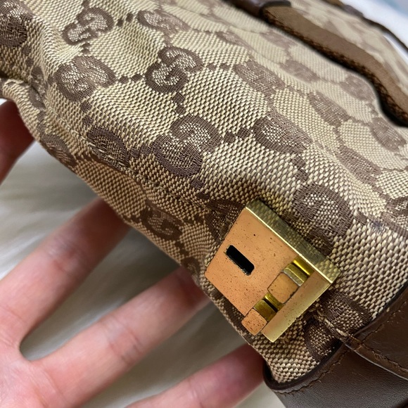 Authentic vintage Gucci Signature tote - Picture 5 of 14